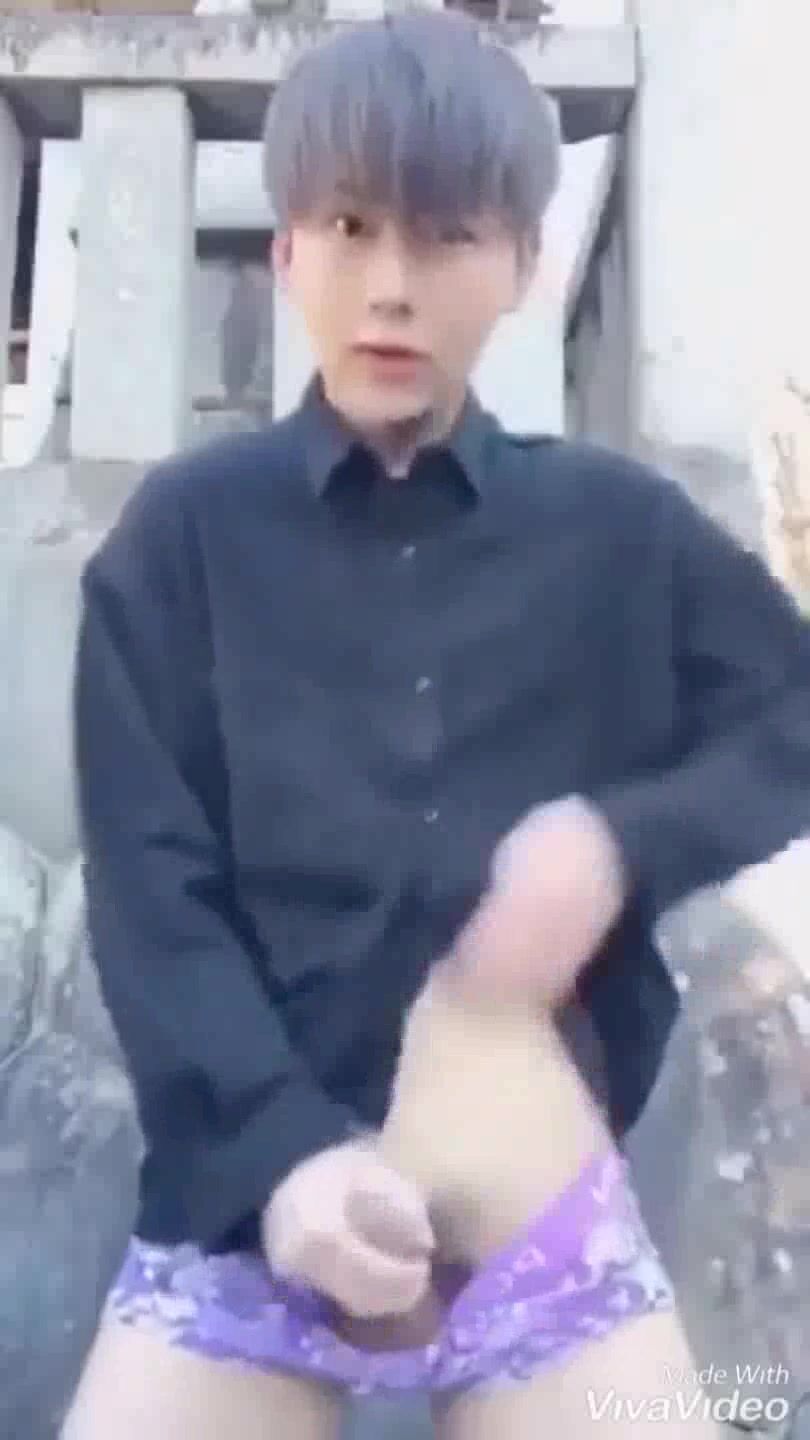 Japanese boys102(no cum pee)