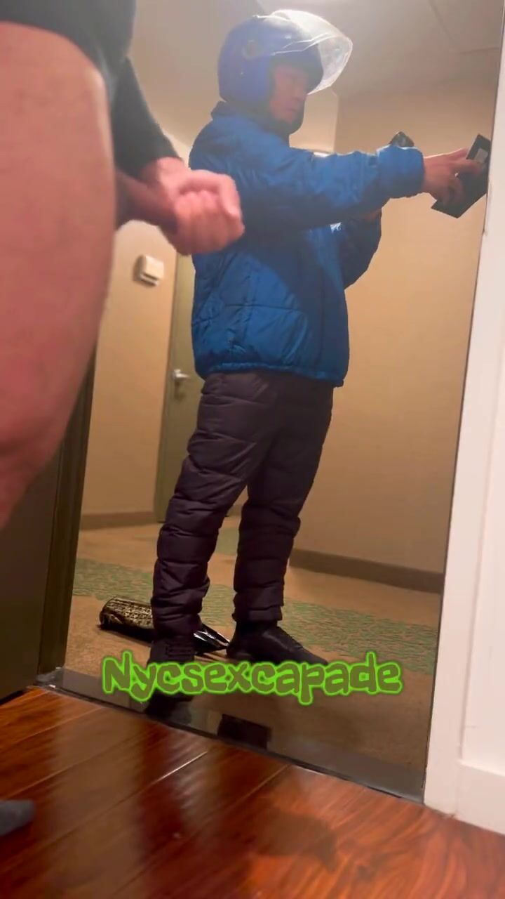 Delivering takeout guy a jerked load