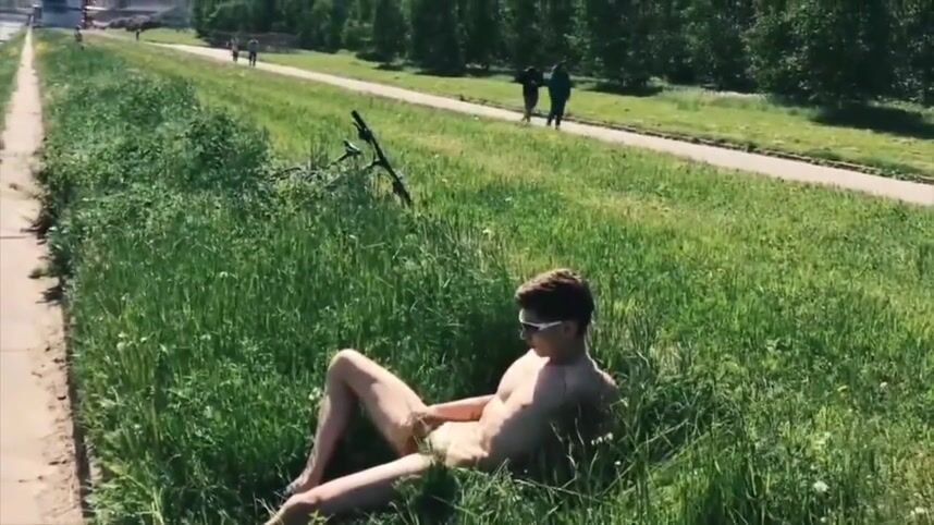 Jerking by the river and the road-cums 278
