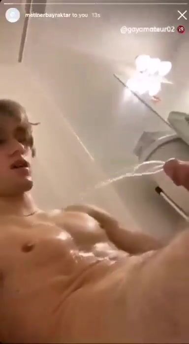 筋肉ジャックのおもらしプレイ