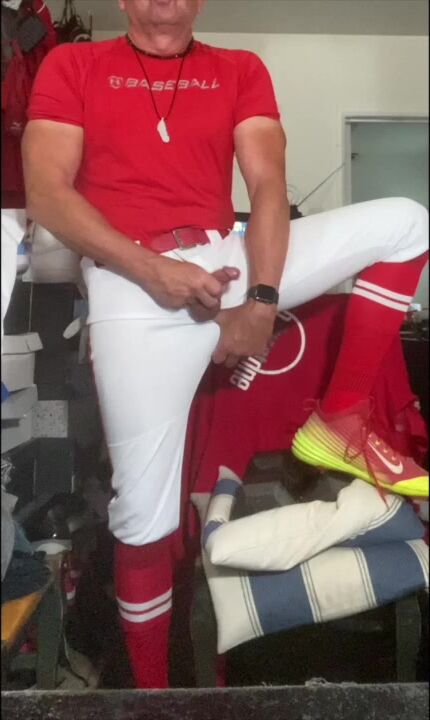 Jockdad87 jerks off opening day