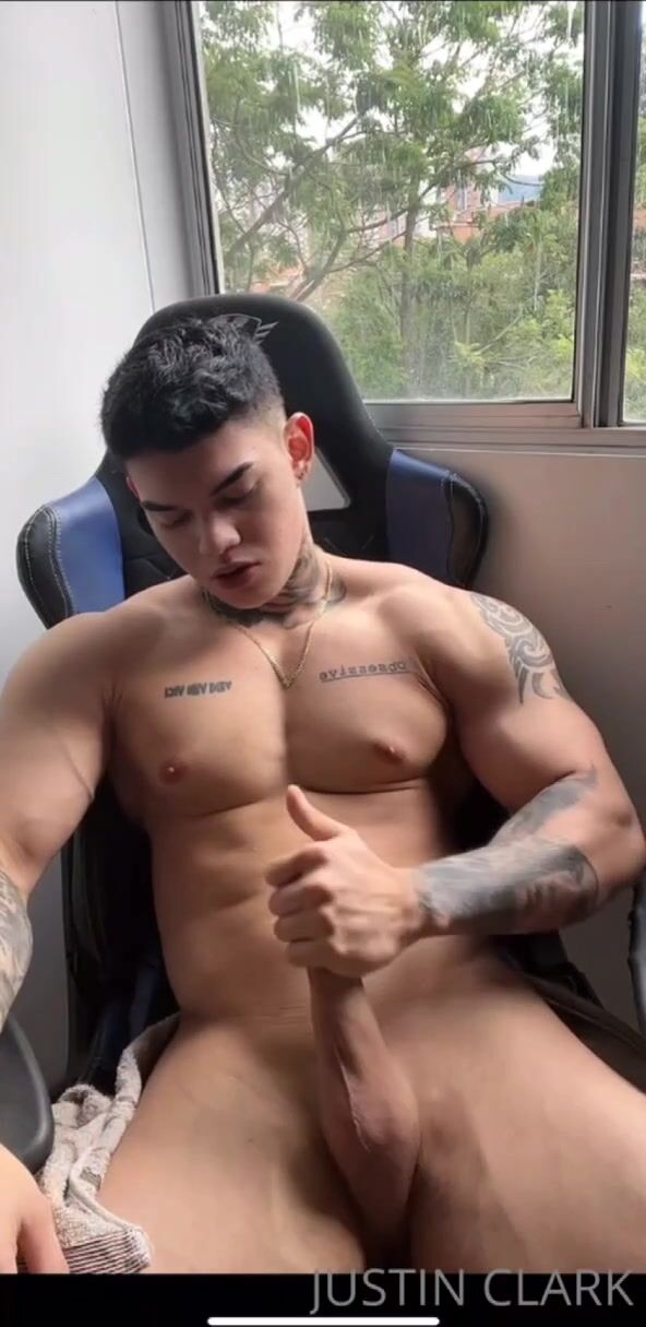 Latino twink julian aristizabal cums solo