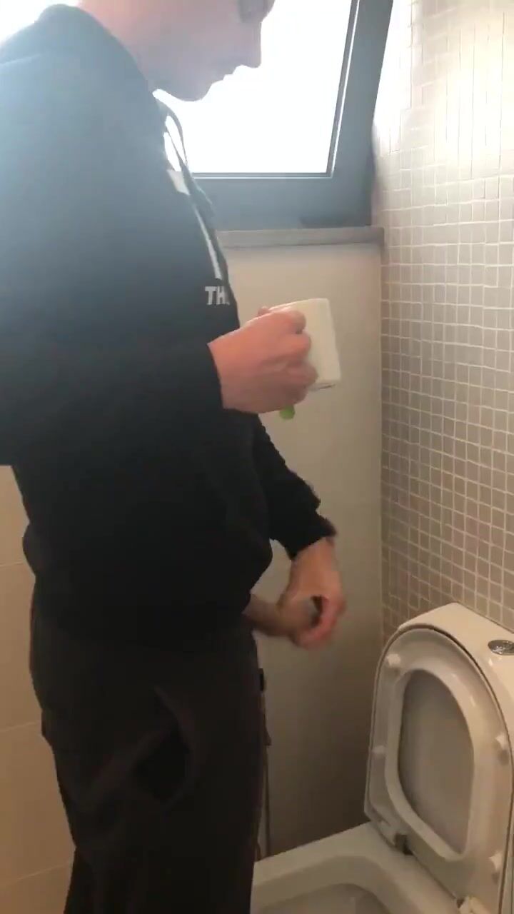 Mijada matinal com um garoto excitado