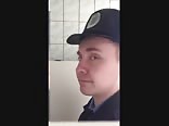 Der kadett ärgert sich