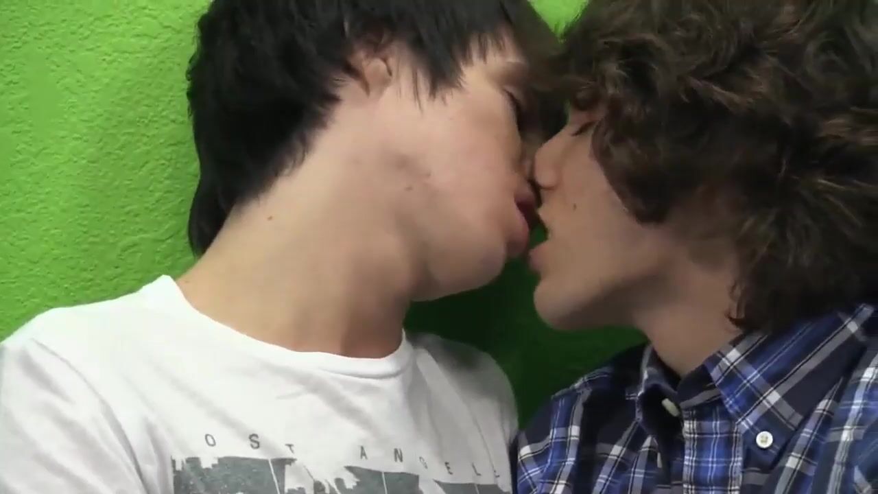 Vídeos porno gay del rey de los jovencitos