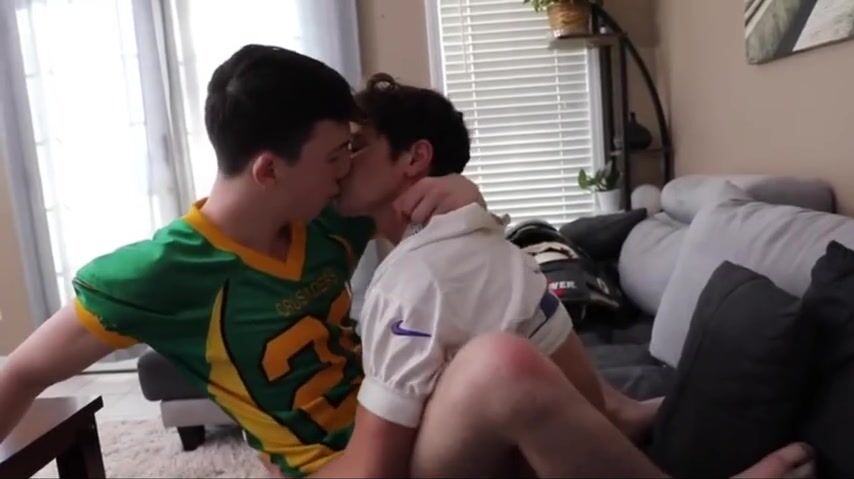 Kiss and fuck - 247