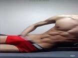 شاب كوري ياستمني في شورت أحمر
