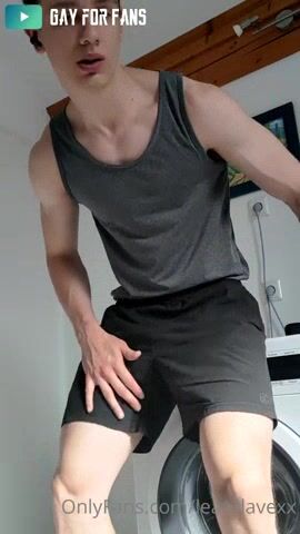 Lean dave strips and strokes solo