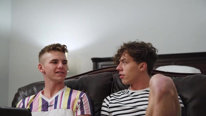 Watch me show my dick to boys