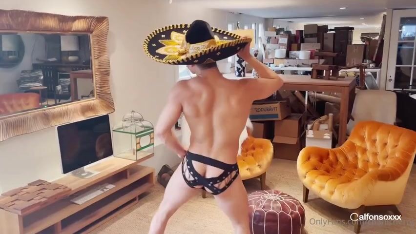 Let's play with a mexican hat boy twinks porn