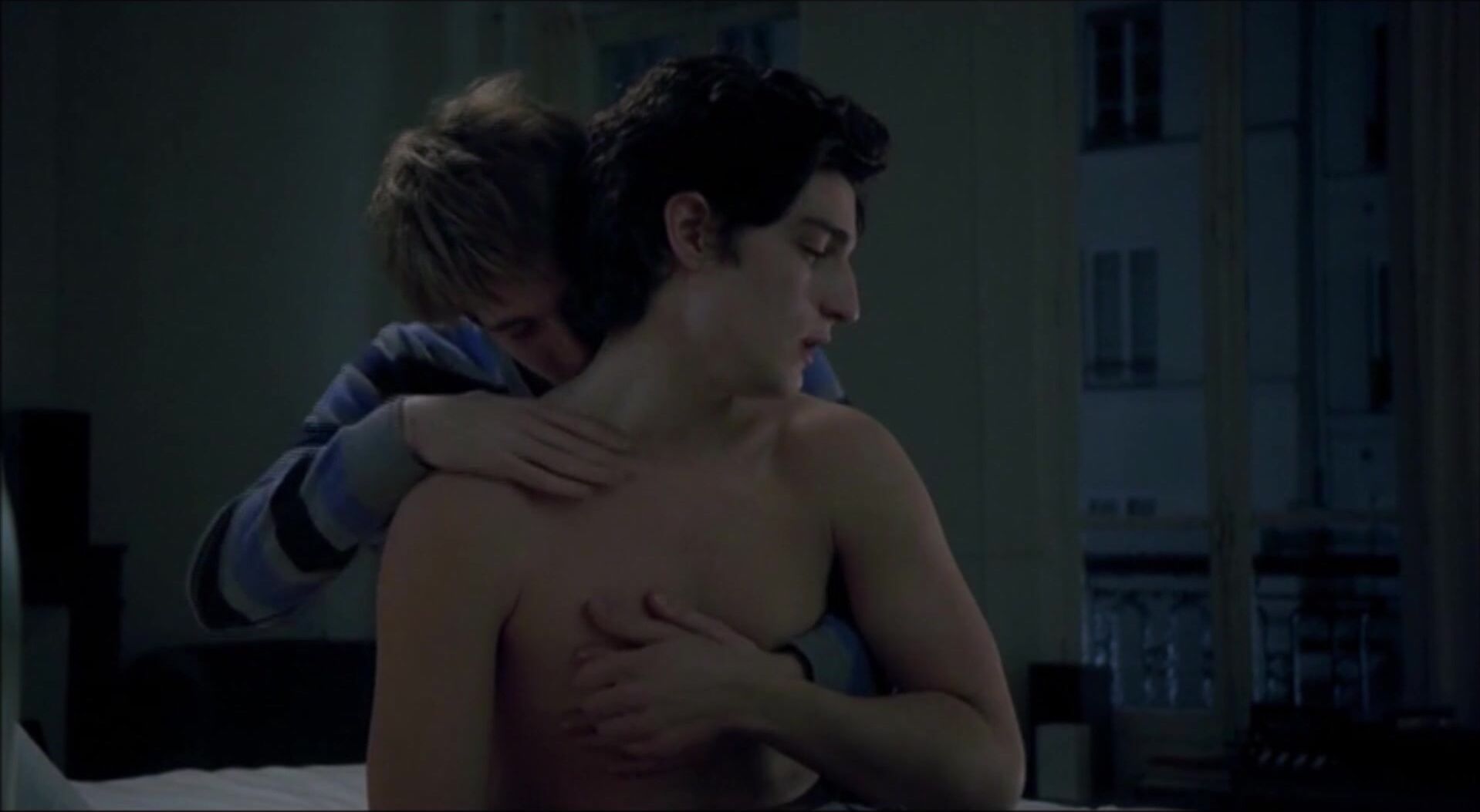Troye sivan love song: gay boys play hard