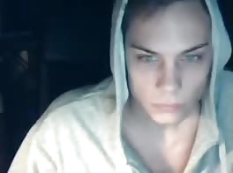 Ado porno gay devient adorable