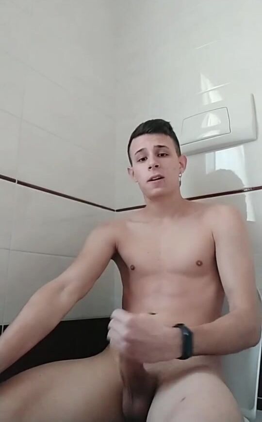 Luca hasn't cum for a week and here's the explosive result!