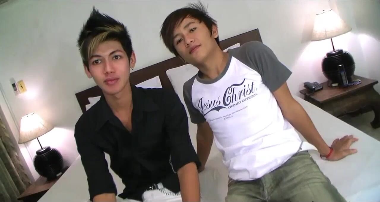 Lusty asian twinks bareback cock fun