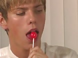Bigsucu学校男孩无套性爱狂欢