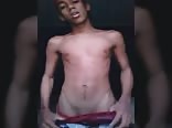 Horny wanker gets big