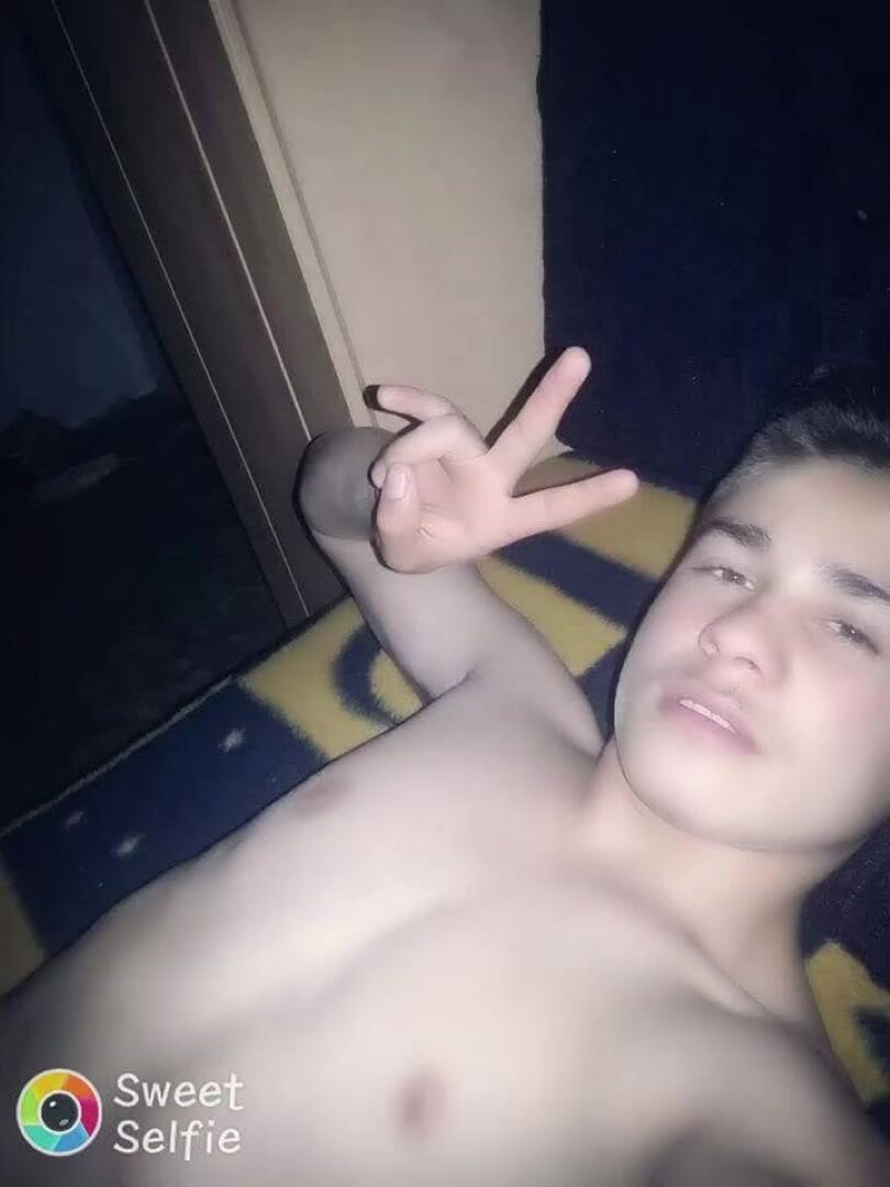 Mafi: romanian prince pounded raw