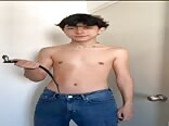 性感男孩色情脱衣魔术
