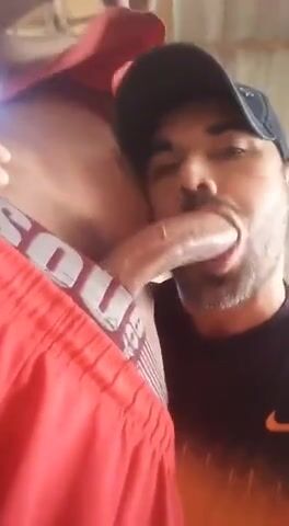 رائع ماص للمني شهواني ملعون