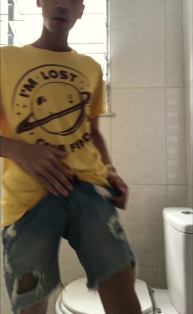 Matheus ramos shows off his cock
