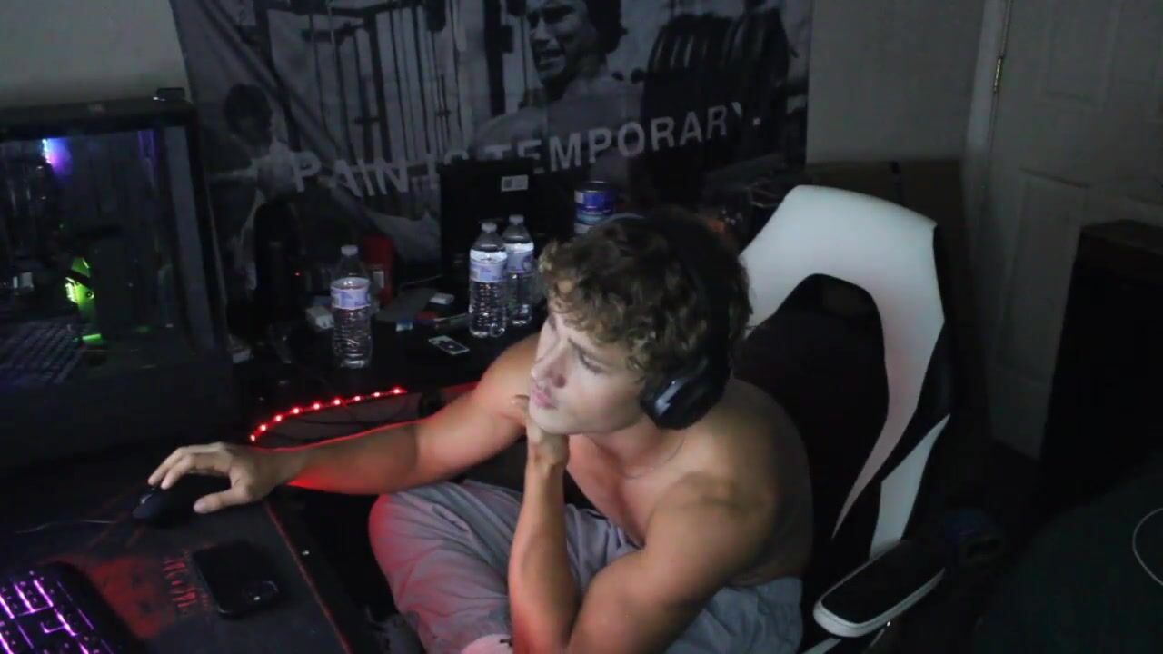 Maxednat jouit fort en show cam chaturbate