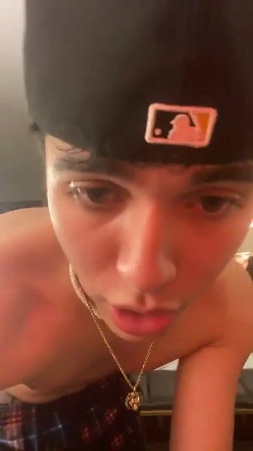 Twink daddy muscle bareback cock meet your gaze