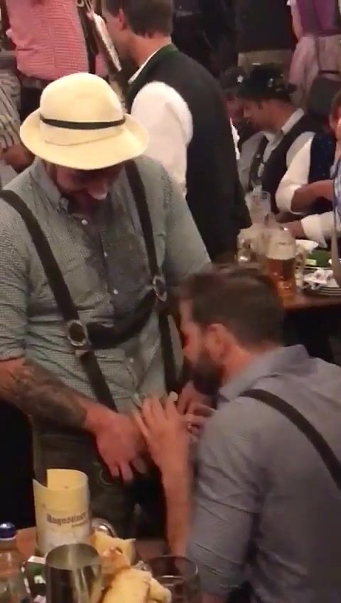 Chicos del oktoberfest de múnich