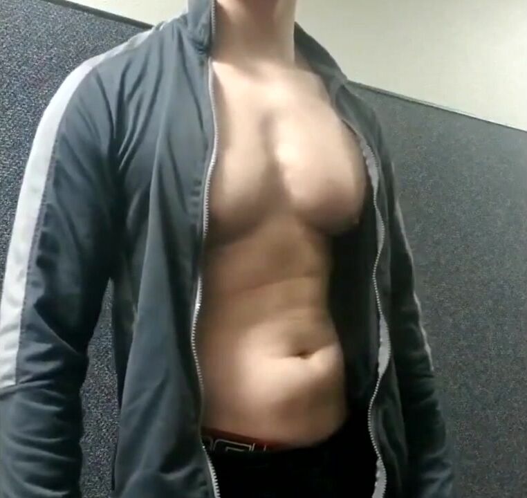Twink muscle shows off pecs before bareback cock
