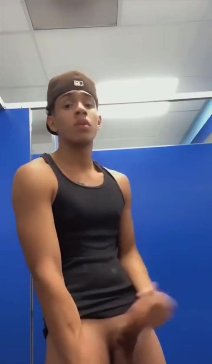 Mon pote a bandé dur après m'avoir envoyé cette vidéo de toilettes
