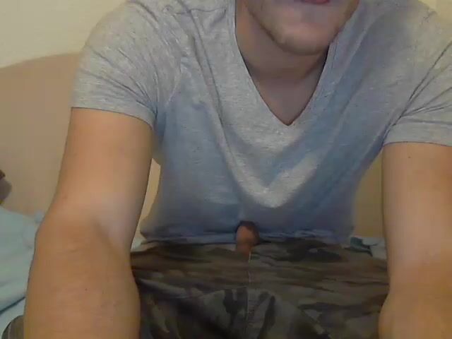 Solo-schwanz-show für schwule auf chaturbate