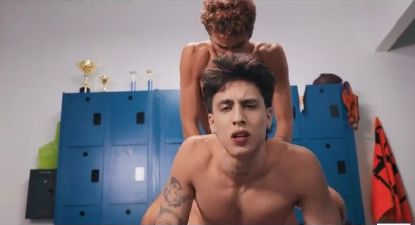 Couple gay porn videos: twink & daddy muscle bareback cock