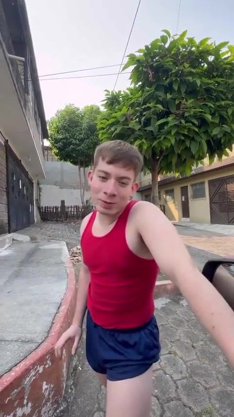 Boys pick up naive jogging twink and use him bareback