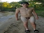 湖边裸身