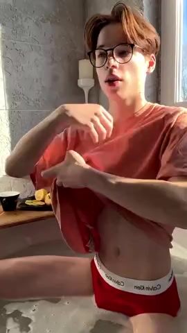 Nerd cum in floor cam boys porn
