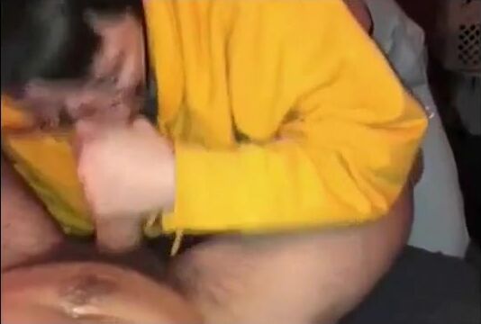 Amateur nerdy twink sucks hard cock