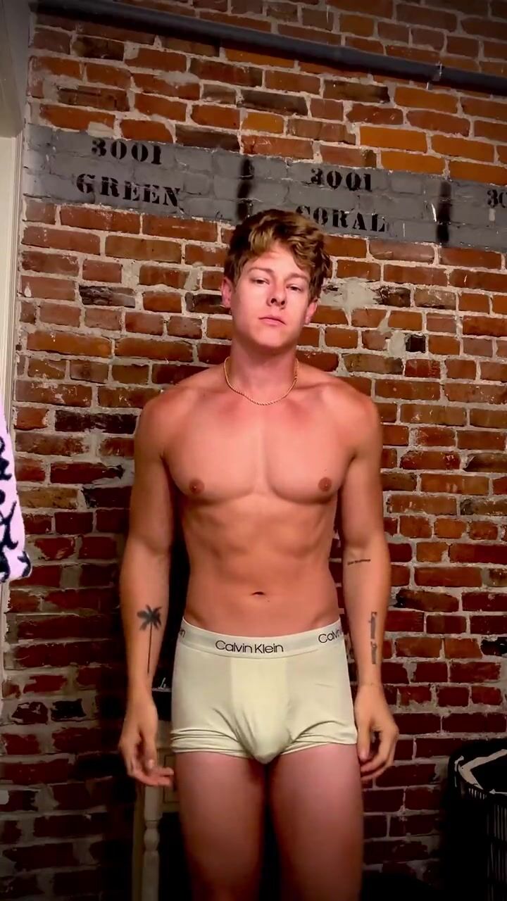 Sexy boys model nick