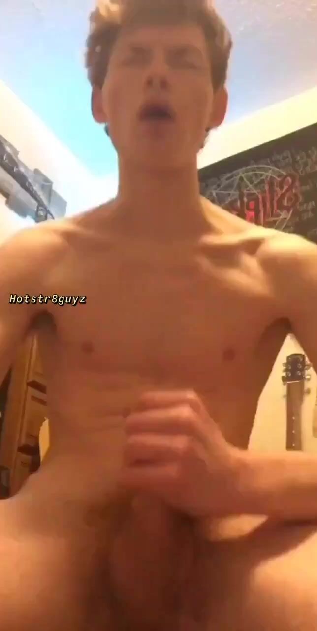 [nt][102] [bedroom] small clips of teens, twinks & guys from nt