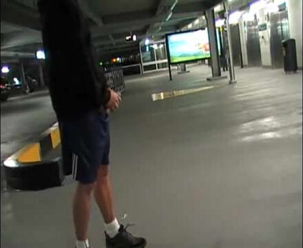 Vieilles vidéos : parking jo