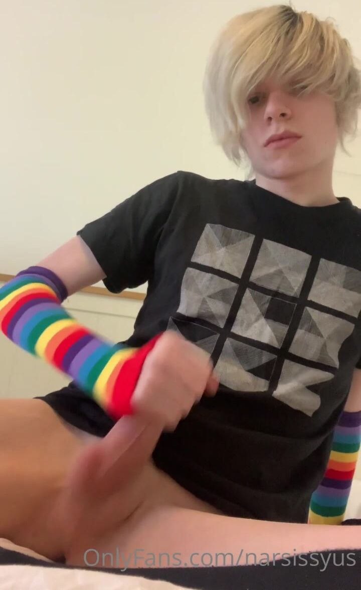 Narsissyus raw twink daddy muscle bareback cock