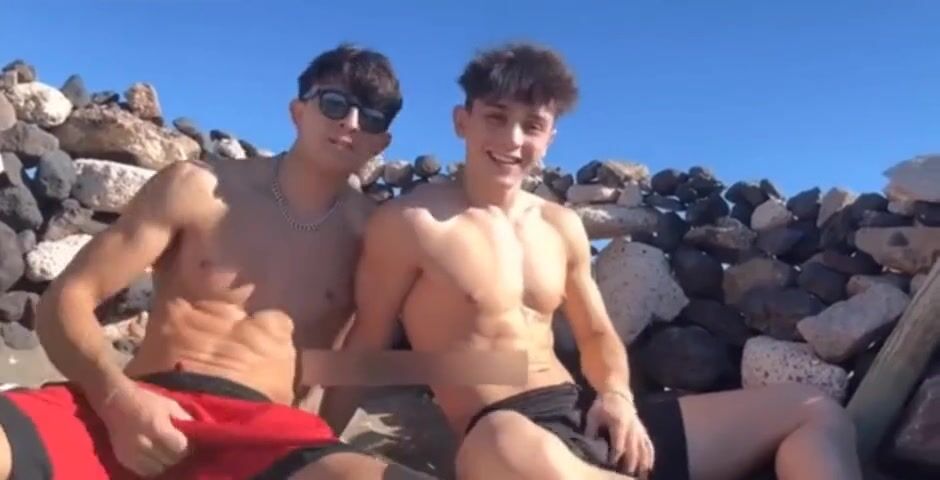 セクシーサム ツインク パパ 筋肉 生 チンポ