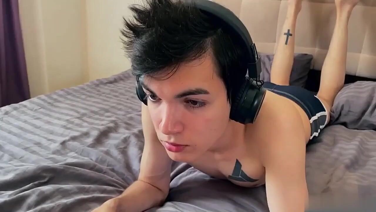Onlyfans boyfriends go gay raw