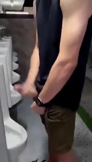 Straight guy paid $20 to jerk his cock for me
