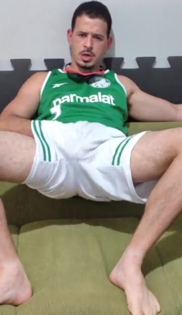 Palmeiras_fan_lying_on_the_couch_talking_dirty