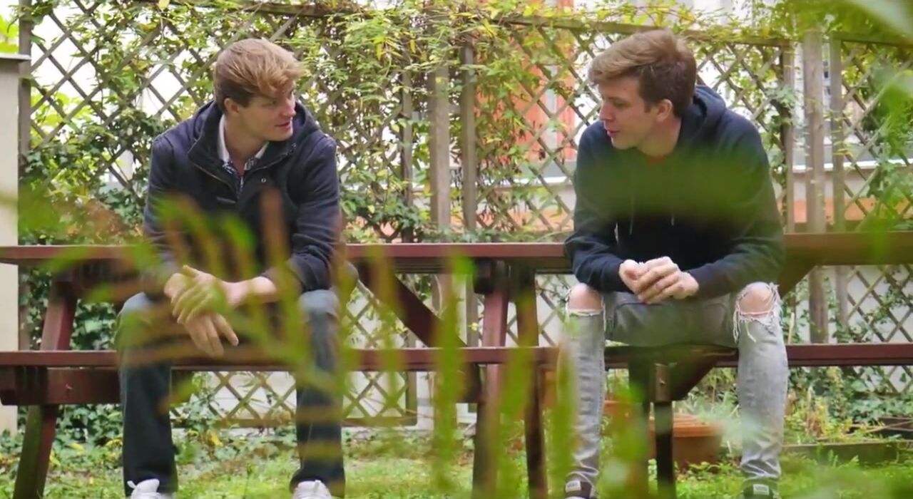 Park bench hookup action