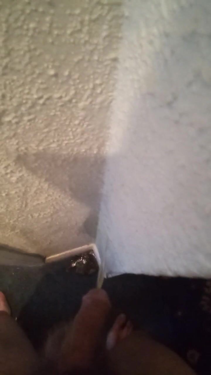 Piss in corner of room