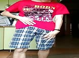 和他火辣男孩肉棒玩奶头
