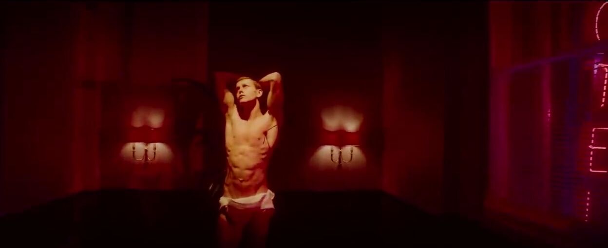 London twink harris dickinson raw trailer