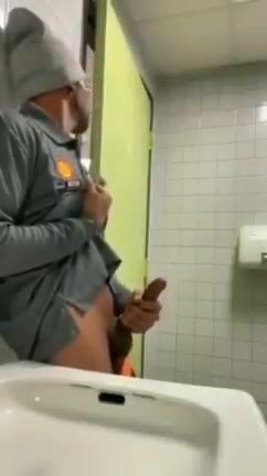 Branlette en public veut clairement se faire voir - ados kiffent la...