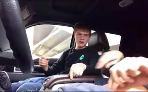 Suce rapide en voiture ado porno