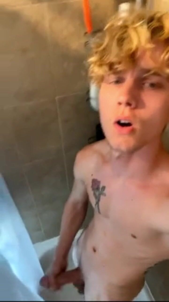 Abspritzen unter der dusche - re videos
